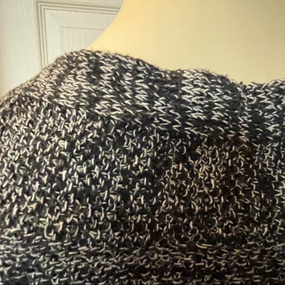 H&M Cardigan - Picture 3 of 4